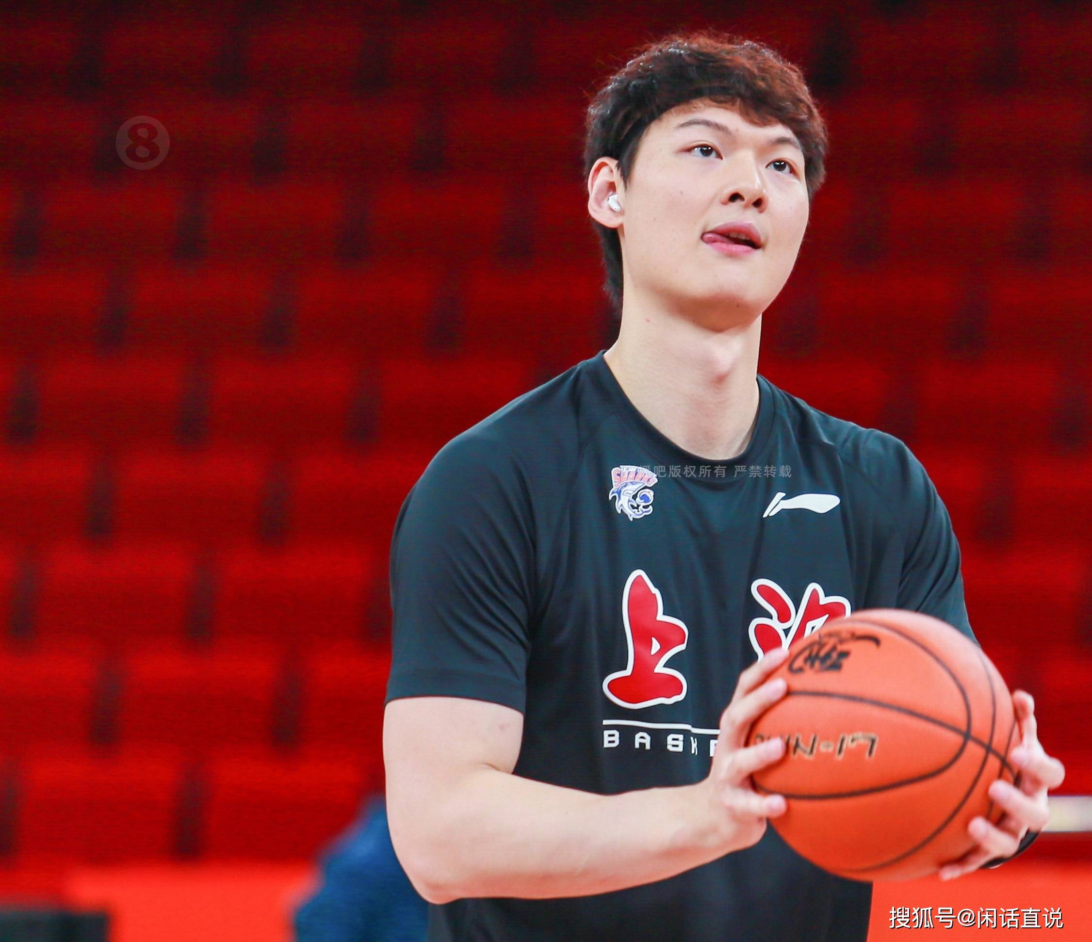 爱游戏公司-球队连胜,豪取CBA联赛龙虎榜头名,卫冕冠军逐渐崭露头角的简单介绍 第2张 爱游戏公司-球队连胜,豪取CBA联赛龙虎榜头名,卫冕冠军逐渐崭露头角的简单介绍 第2张